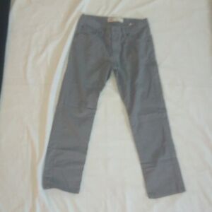 Boy's grey Levi's slim fit jeans